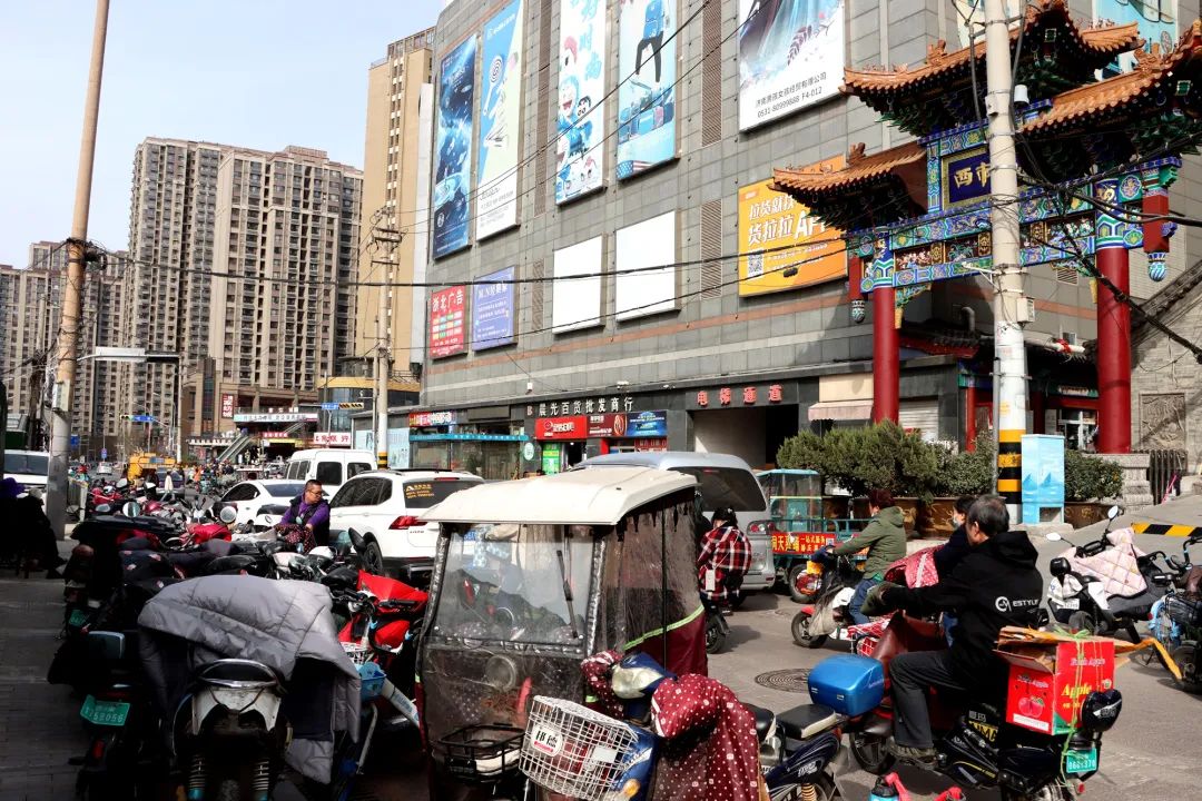 我为群众办实事工作存在的问题,政务中心停车老大难问题