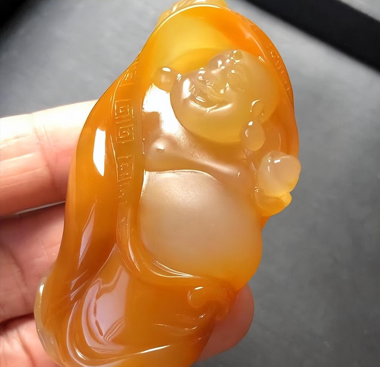 随手就能捡到金子的地方,捡到宝石