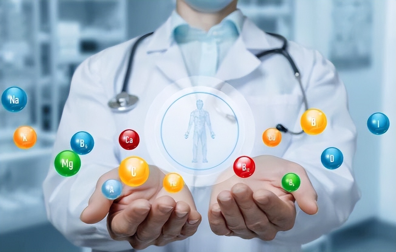 女性二十几岁白头发是什么原因,白头发严重增多怎么调理女性