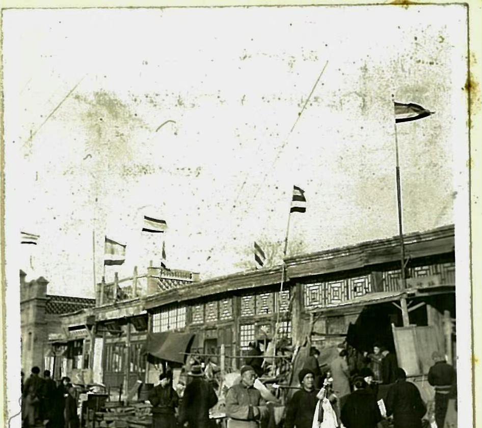 清末老照片晚清名伎貌美如花,老照片清末旗人贵妇貌美