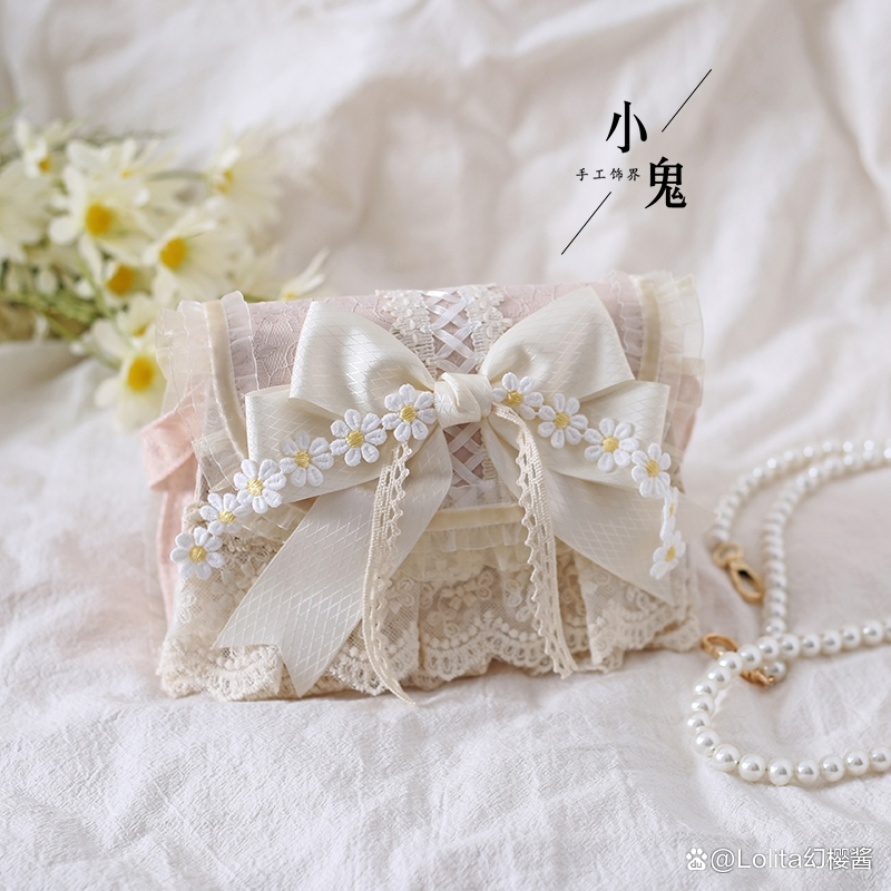 谁穿谁优雅的「莫兰迪色系lolita」到底长什么样？