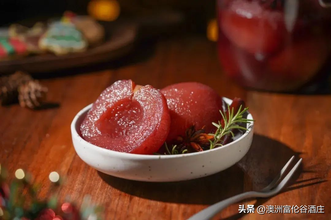 红酒下酒菜的最佳搭配即食,葡萄红酒配什么菜好喝