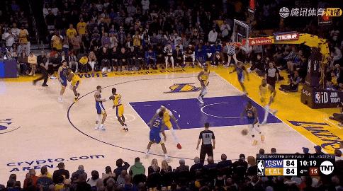 湖人勇士g4全场沃克多少分,湖人vs勇士g4第四场沃克