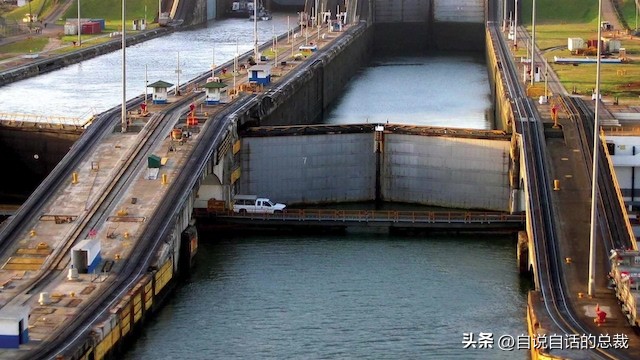 达芬奇密码圣杯为什么在卢浮宫,达芬奇名画未解之谜