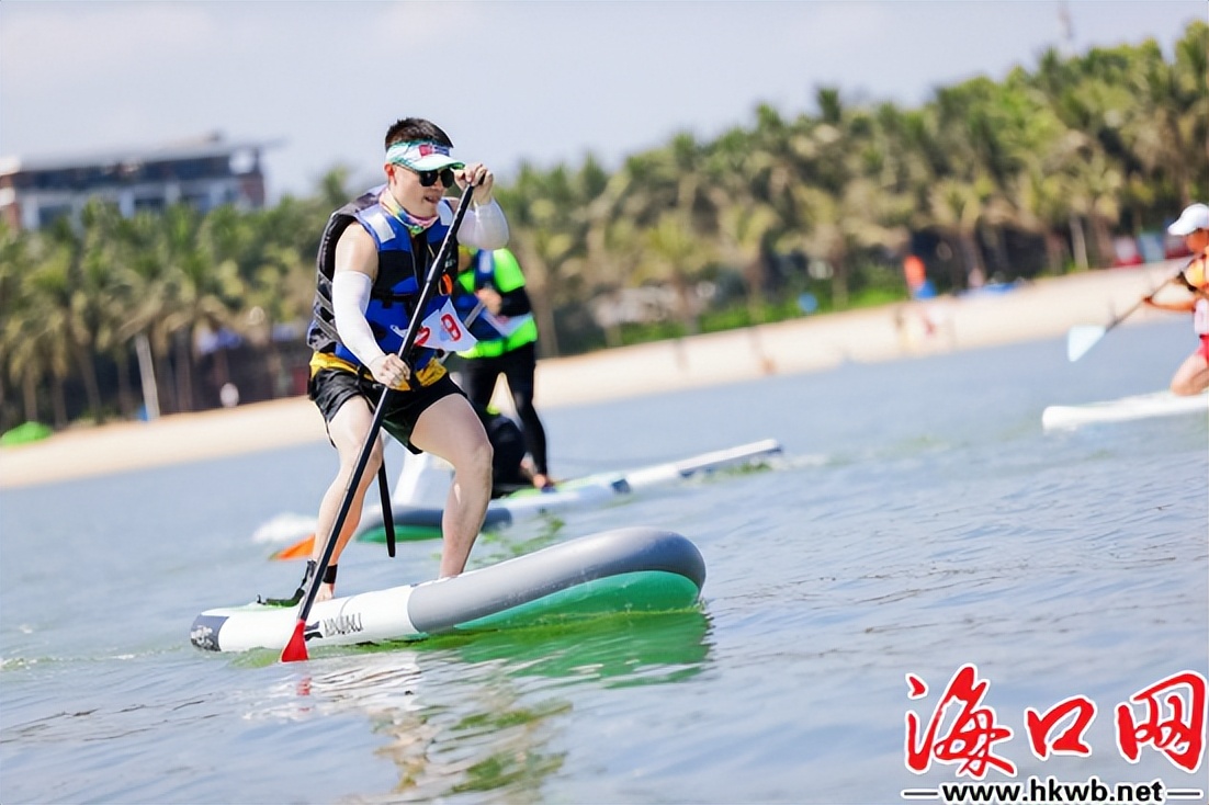 “热力滨海扬帆远航”水上嗨玩挑战赛在海口开赛[组图]