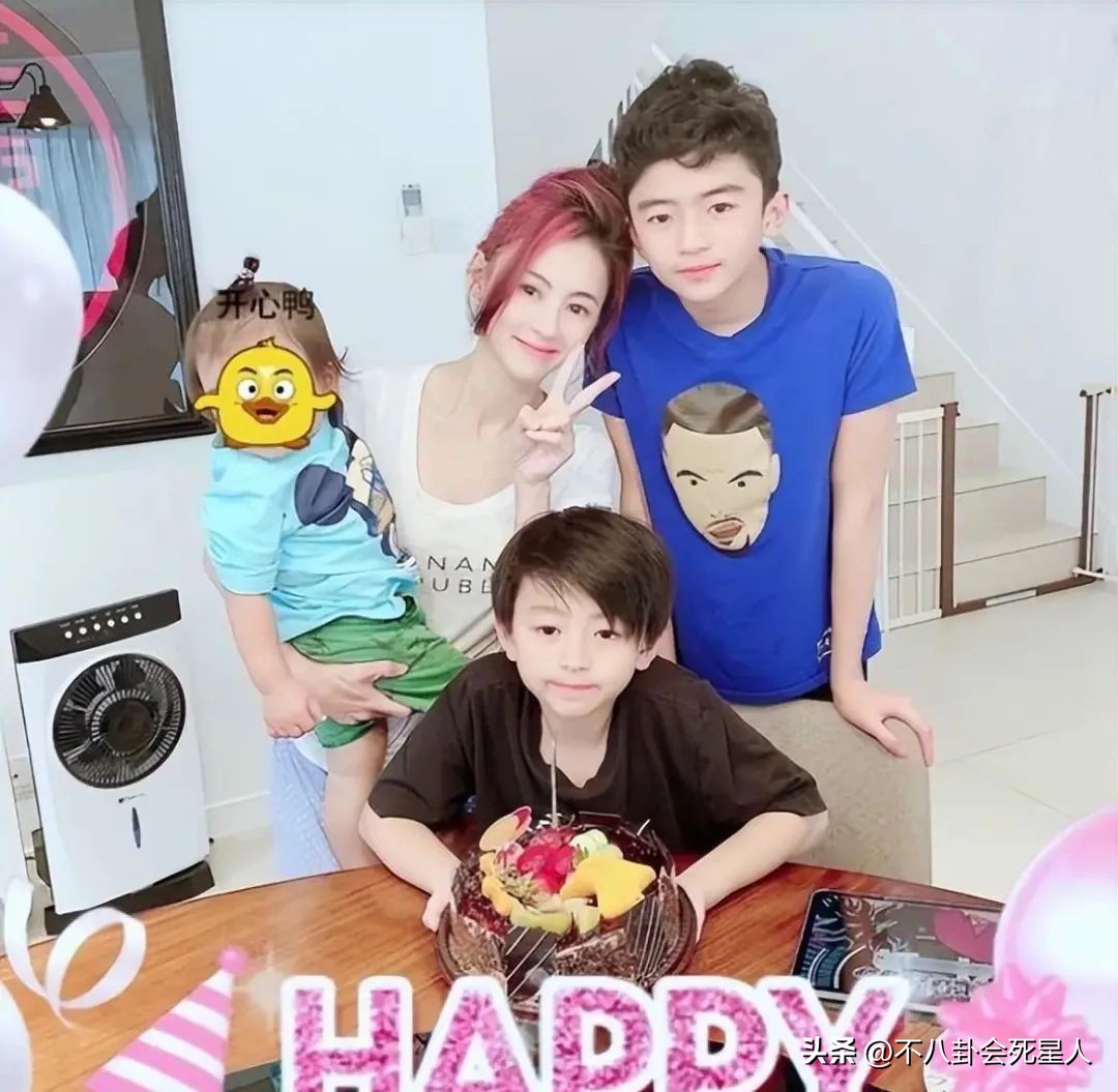 向太直播谈张柏芝,向太直播说张柏芝