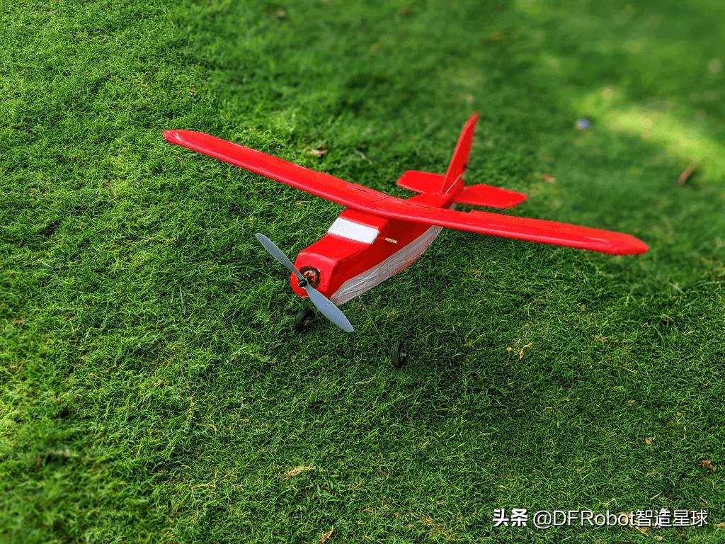 自制一架DHC-2海狸遥控飞机