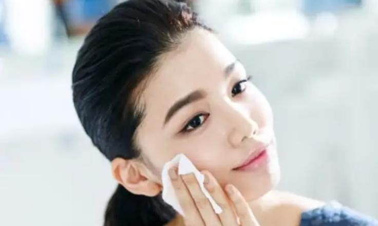 怎么样护肤暗黄皮会变白,黄皮用什么护肤品可以变白