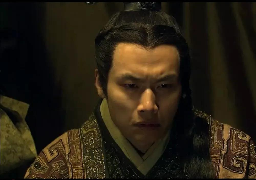 秦二世胡亥：三年就败光了六世的家底，这个暴君究竟有多残暴？