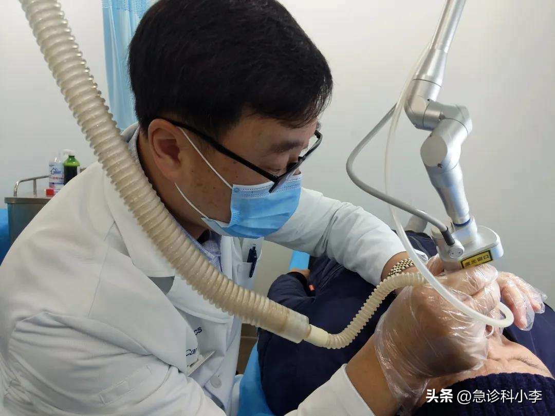 口腔溃疡根本不是维c的事,口腔溃疡维c的作用与功效