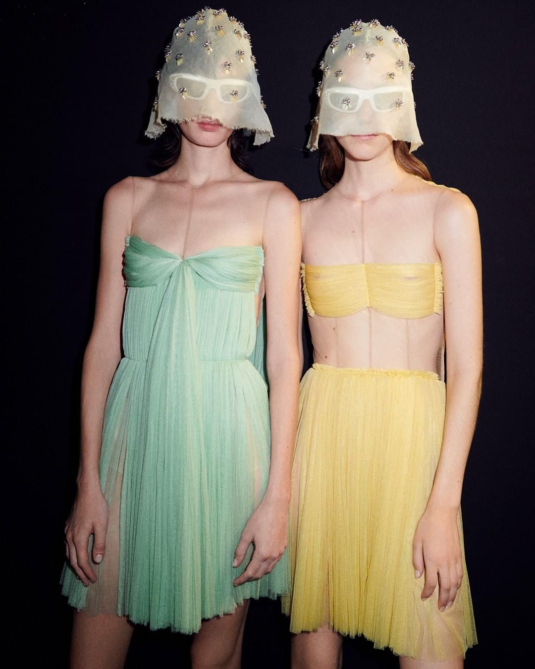 lisa和celine的穿搭风格,celine和lisa要到期了吗