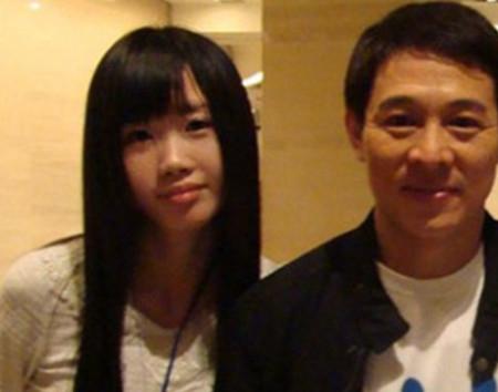 李连杰大女儿李思现在图片,李连杰的大女儿李思近况