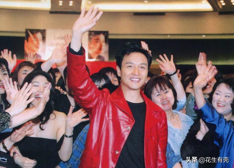 39年后再看唐鹤德：才发现张国荣遇到他，是一生的幸运