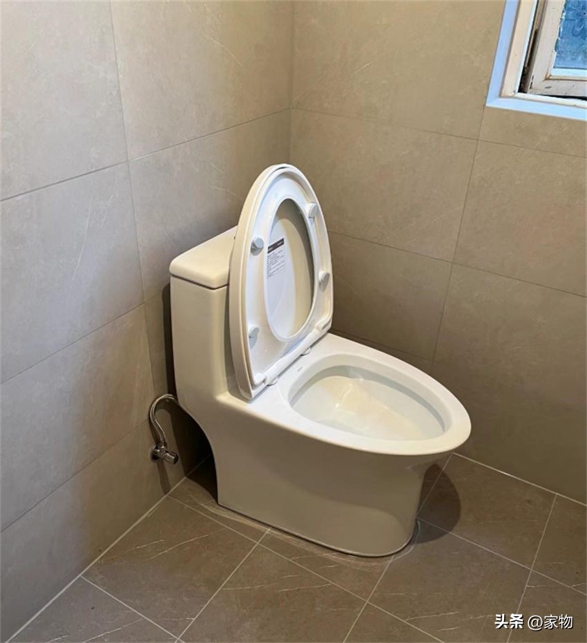 为省钱给家里装直冲马桶，用了1年麻烦多！真后悔没买虹吸式马桶