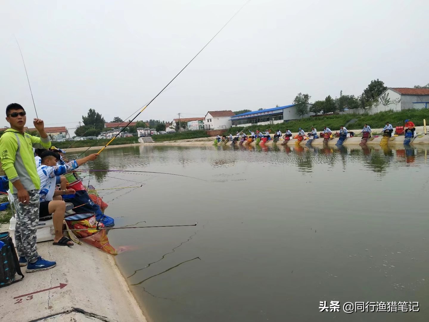 300元以内的鱼竿性价比,25块钱一把鱼竿靠谱吗