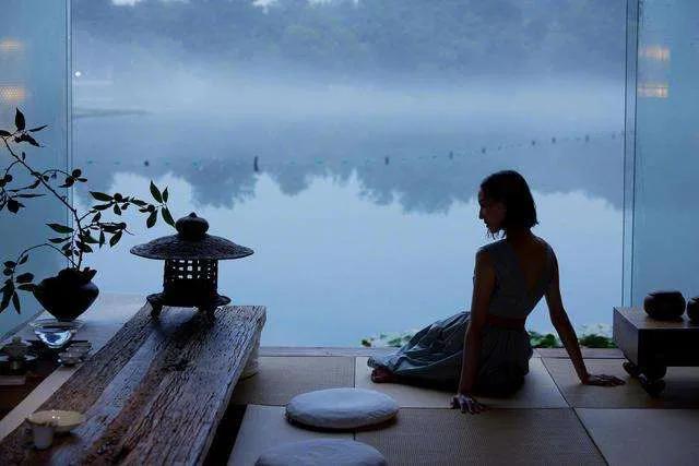 绝美散文听雨,黄昏听雨的原创