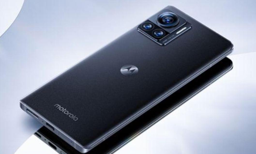 8月手机厂商有大招！16G大内存、2亿像素，新机看点都在这