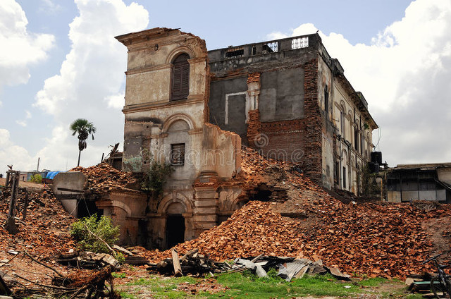 《巴黎的孩子》：经历战争的残酷，看战后孩子对和平的渴望