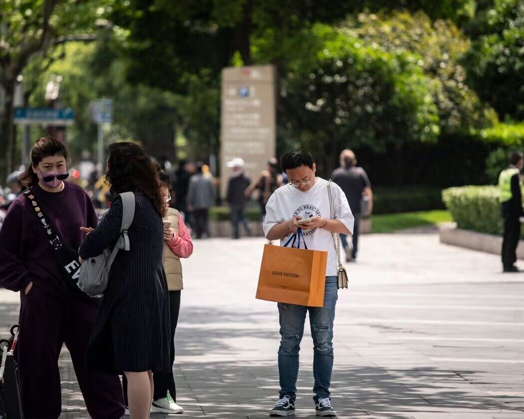疫情过后又回到了买买买的时代？奢侈品在中国又迎来了春天