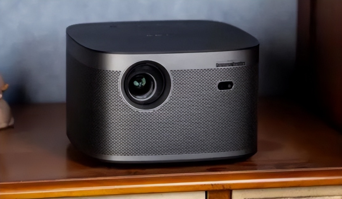 投影仪选购要点和好用投影仪推荐,国产投影仪vs品牌投影仪测评