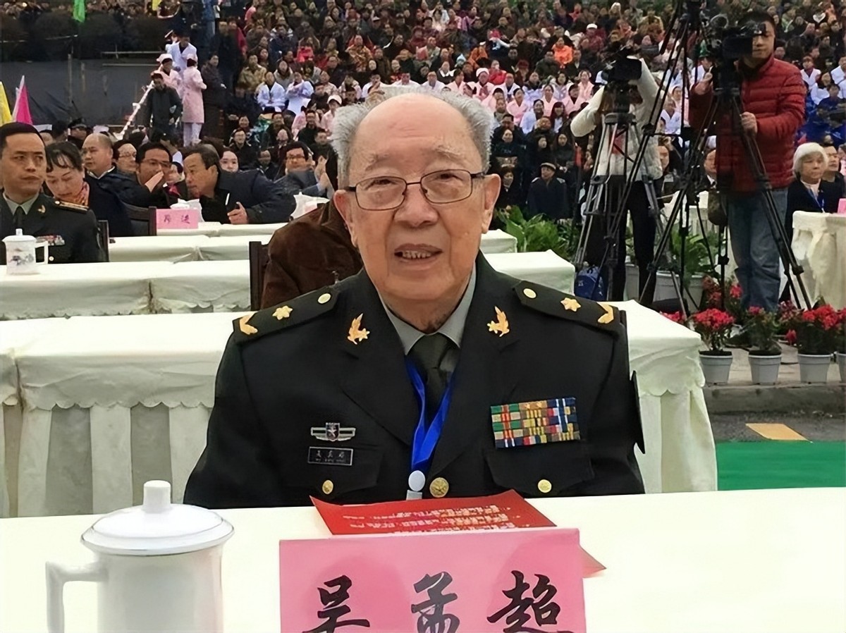 吴孟超中科院院士,吴孟超院士的养肝原则