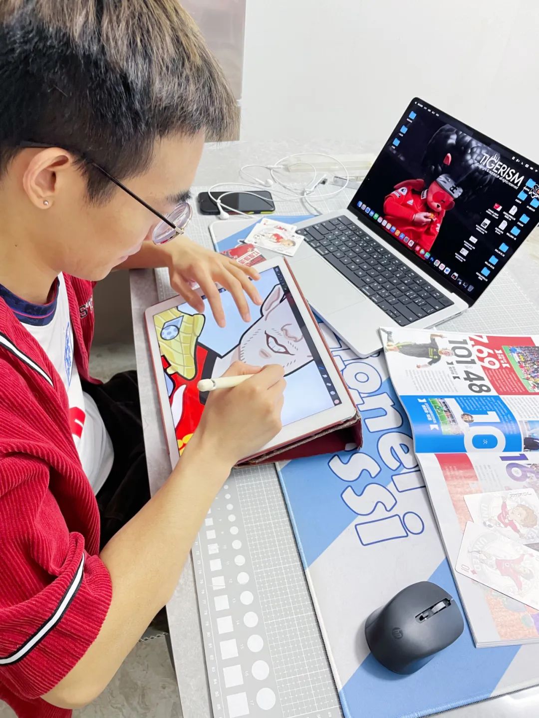 拳拳热爱，在他的画笔下生花