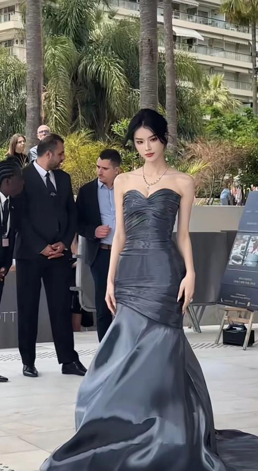 千万粉丝网红在巴黎被抢劫,千万网红在巴黎被抢劫后续