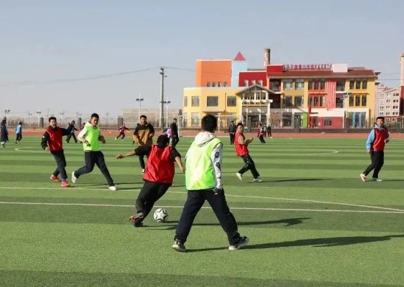 四子王旗宽高实验学校足球,校长杯校园足球联赛开幕仪式