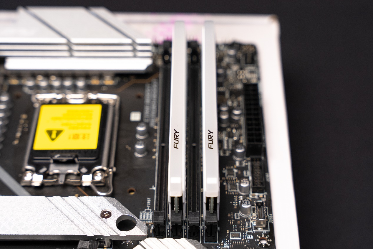 kingstonfuryddr5鍐呭瓨瓒呴,kingstonfury鍐呭瓨鏉dr5