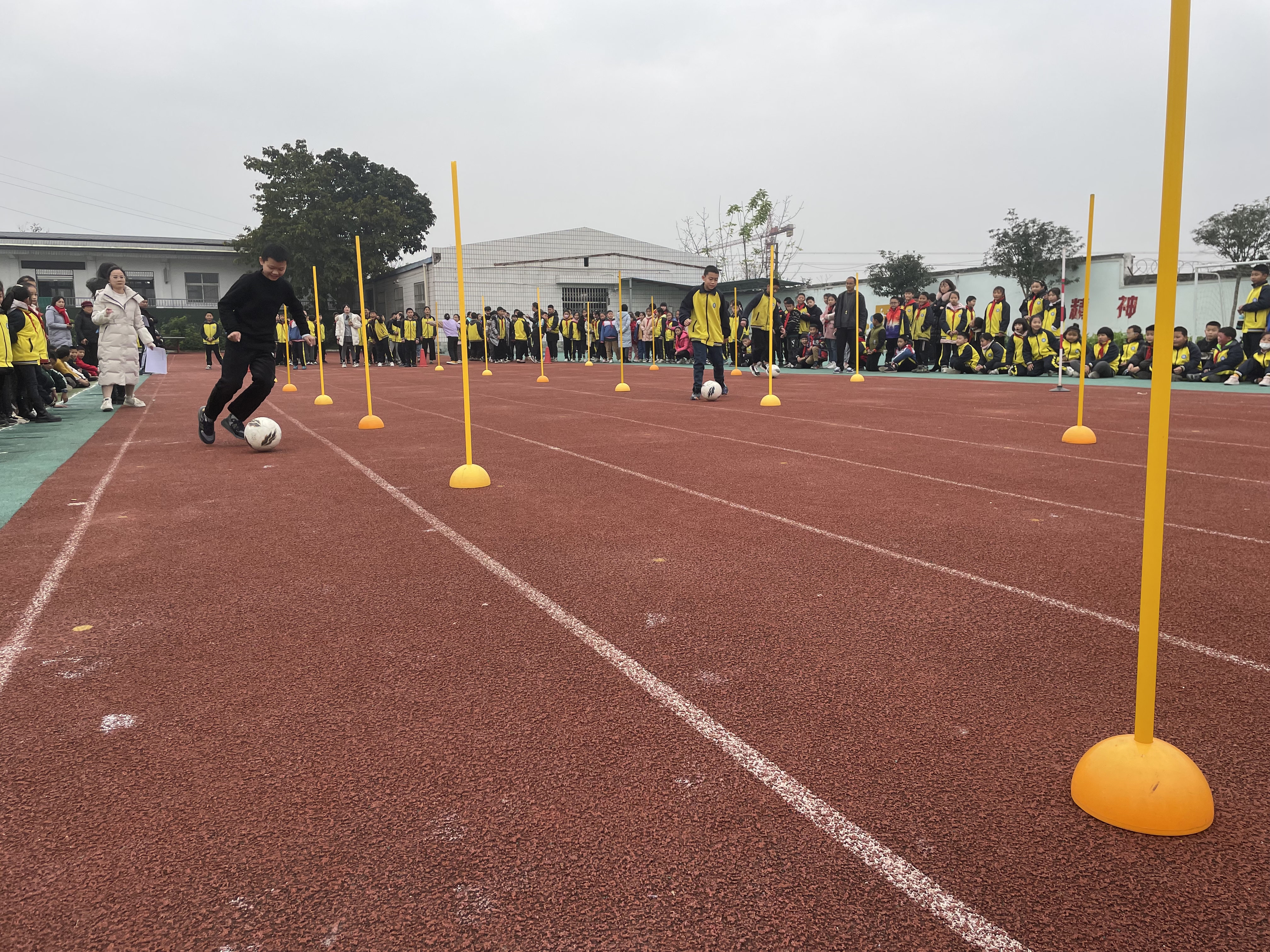 简阳江源学校足球比赛,简阳市2019校园足球比赛