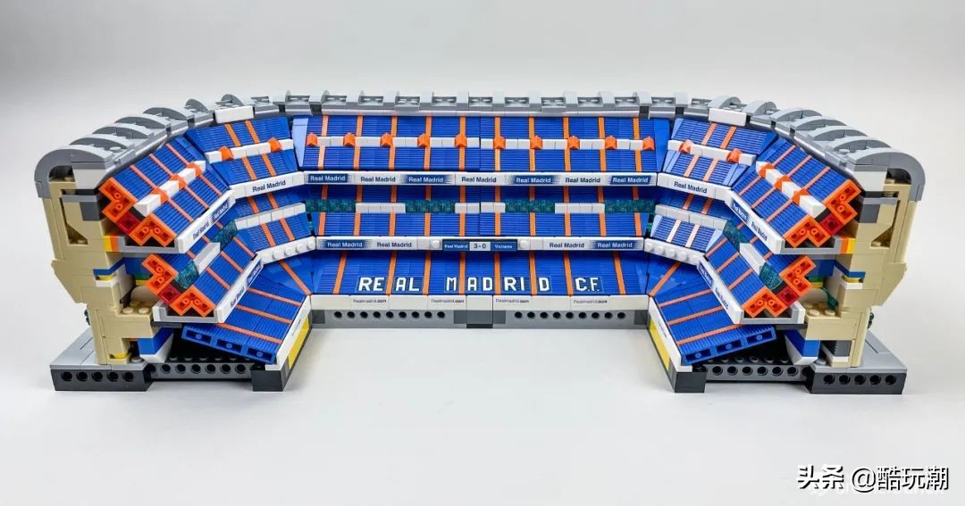 乐高10284诺坎普球场开箱,乐高皇家马德里球场