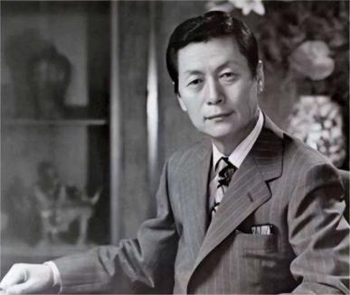 韩国财阀多可怕？娶三老婆、玩弄女星、操控总统，称没人敢审判他