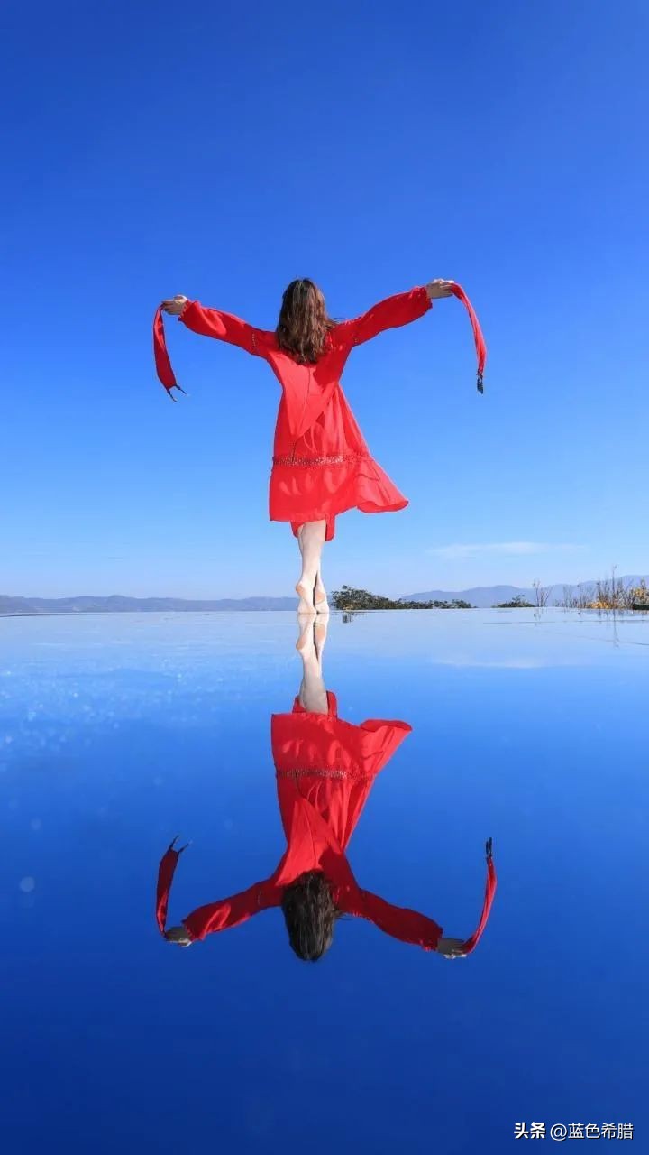 如何拍出好看的穿搭自拍照,穿搭复古拍照姿势大全