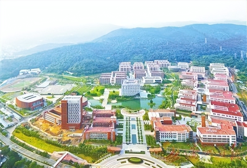 打造产业集聚区,建设产教融合示范区