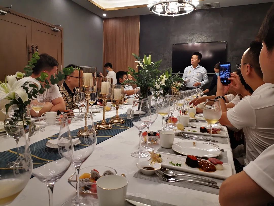 重庆葡萄酒经销商调查：拒绝擦边球产品、重心向精品酒转移