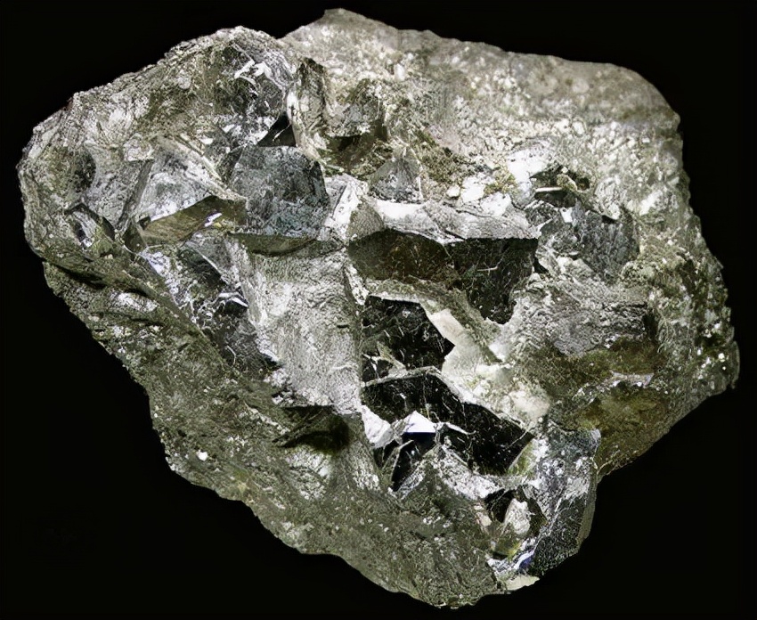 中国公司拿下世界最大钴矿,中国公司获5000亿美国订单