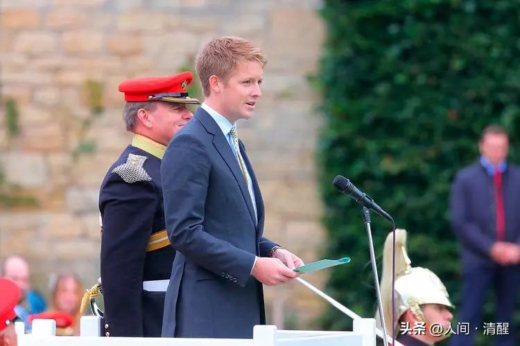 英国格罗夫纳伊顿庄园,英国格罗夫纳公爵