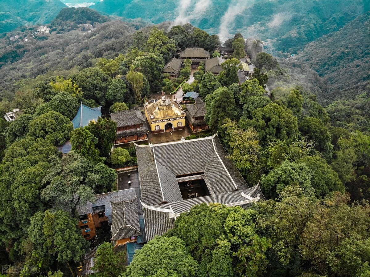 国内人气最旺的十大宗教名山,国内人气最旺十大名山
