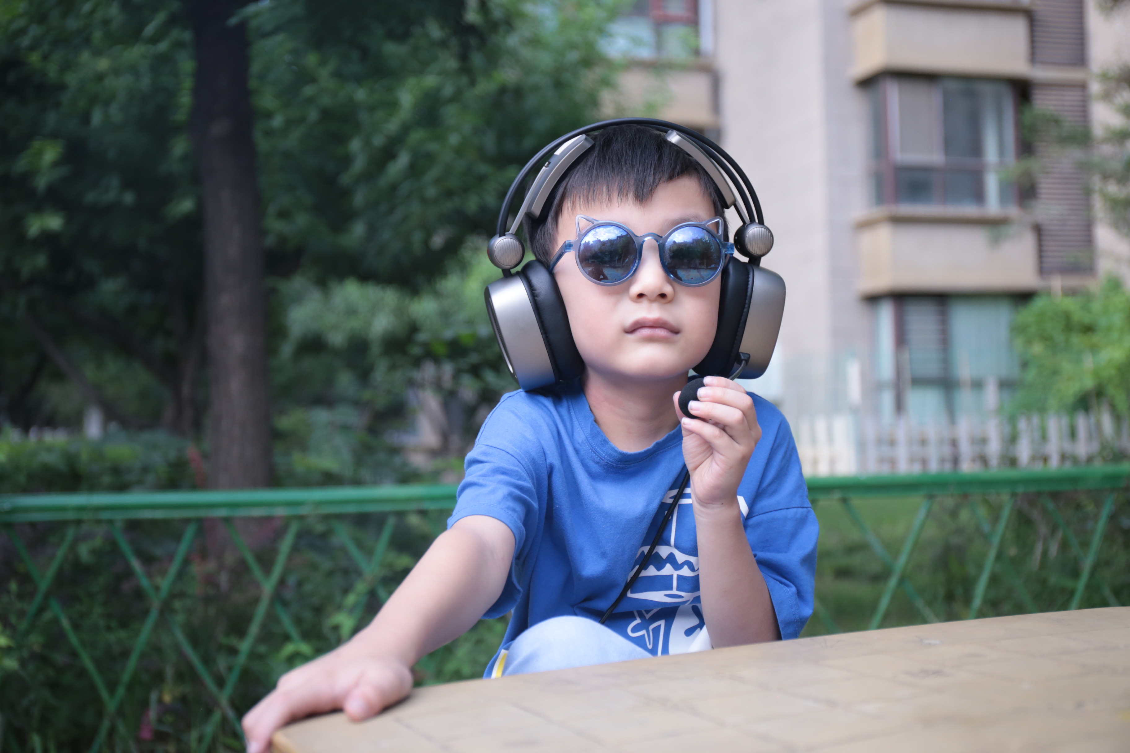 西伯丽亚s21耳机评测,电竞耳机买不买无线