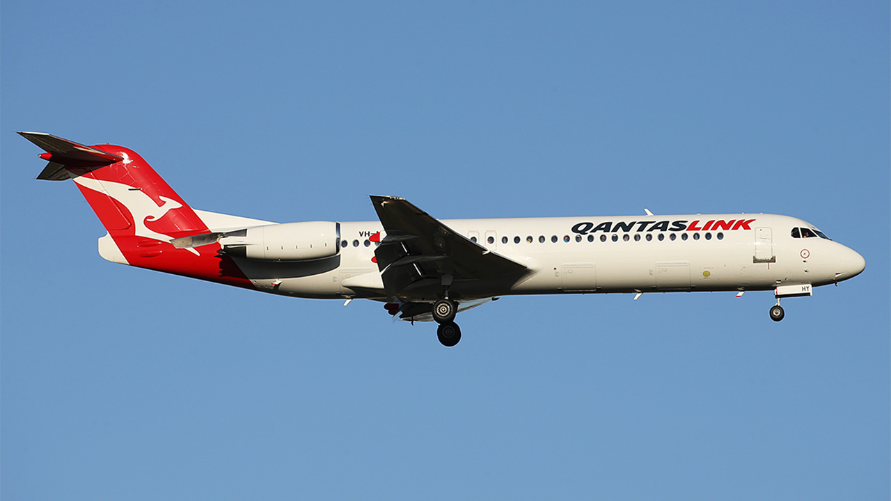 能把飞机造好的，足球必定很强大！