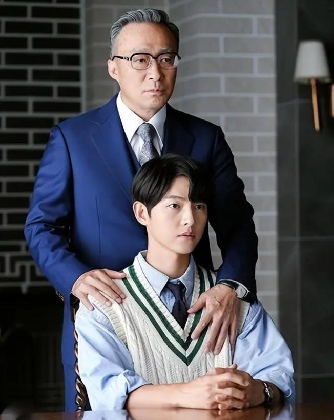 100亿婚房的真相？宋仲基与宋慧乔离婚到底是谁出轨？