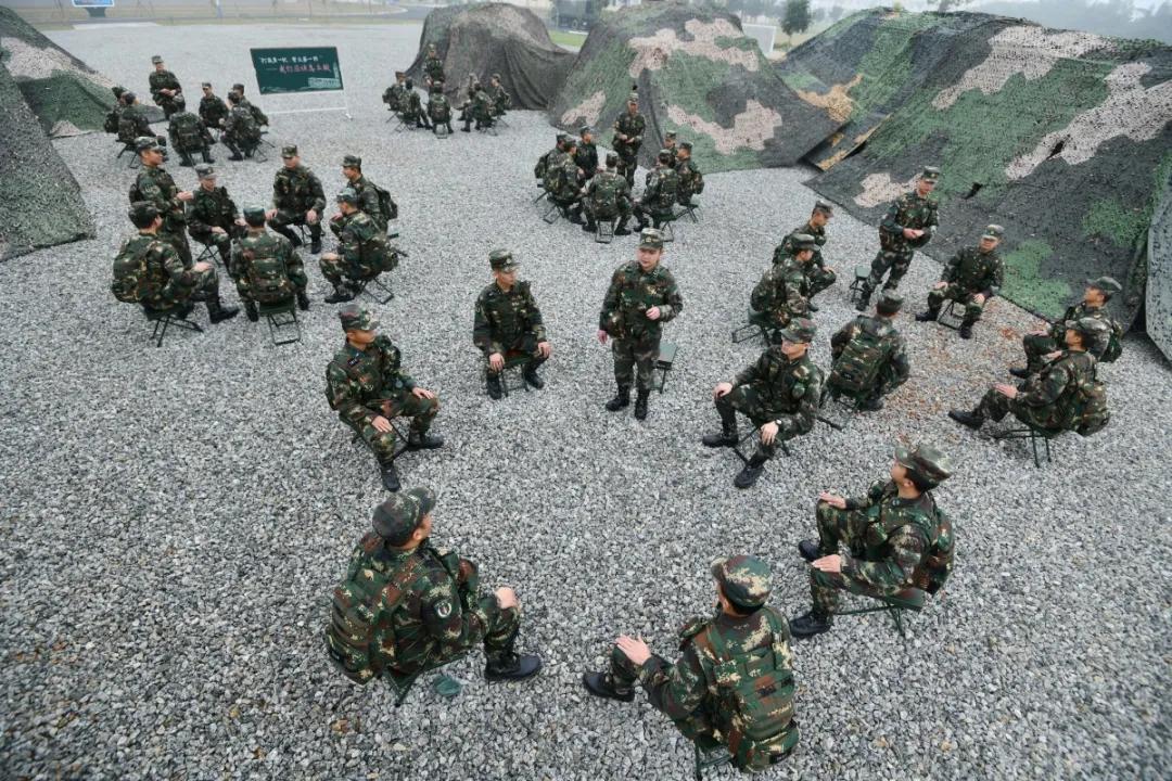 部队两个经常性思想工作怎么开展,火箭军关于加强四个经常性工作