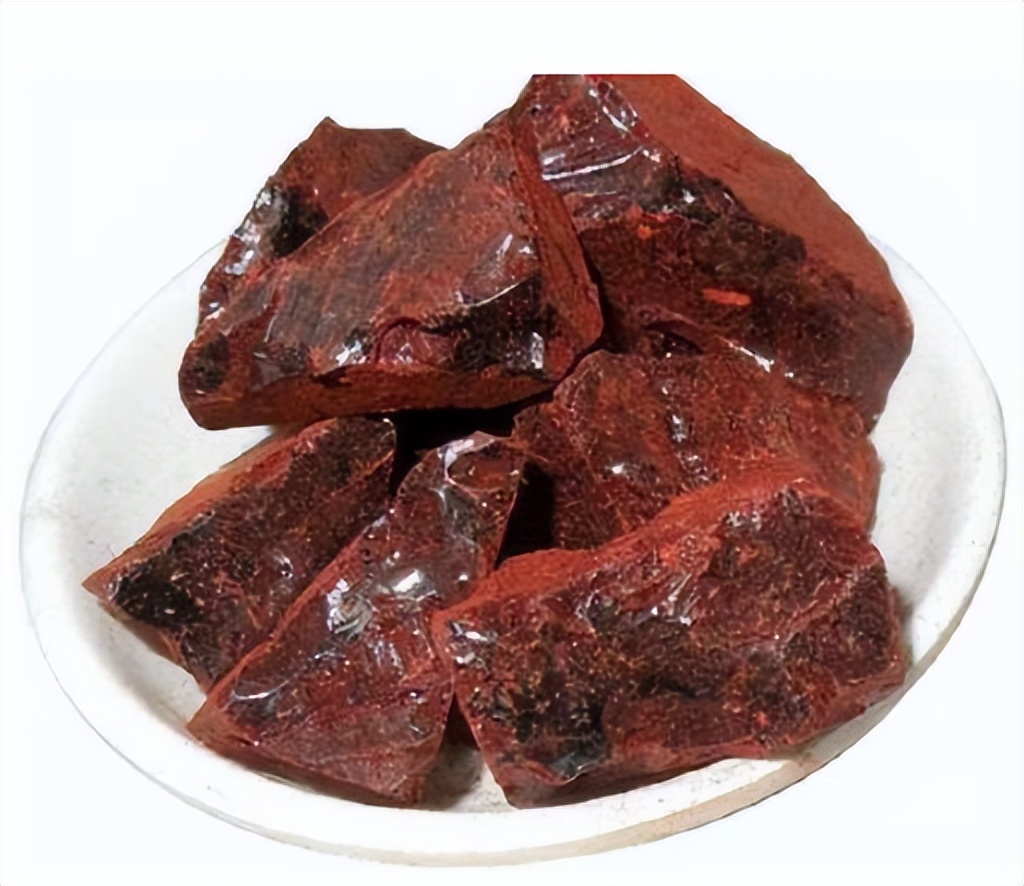 龙血竭和血竭哪个贵,皇冠血竭是龙血竭吗