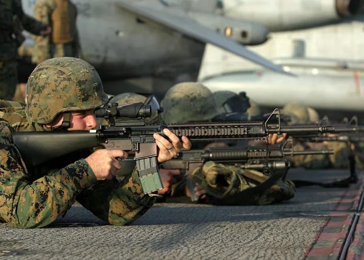 hk416和m16有什么关系,hk416和m16真实枪械