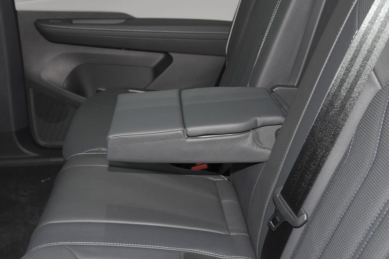 大众途昂降价11万真的吗,大众途昂降价十多万现在什么价