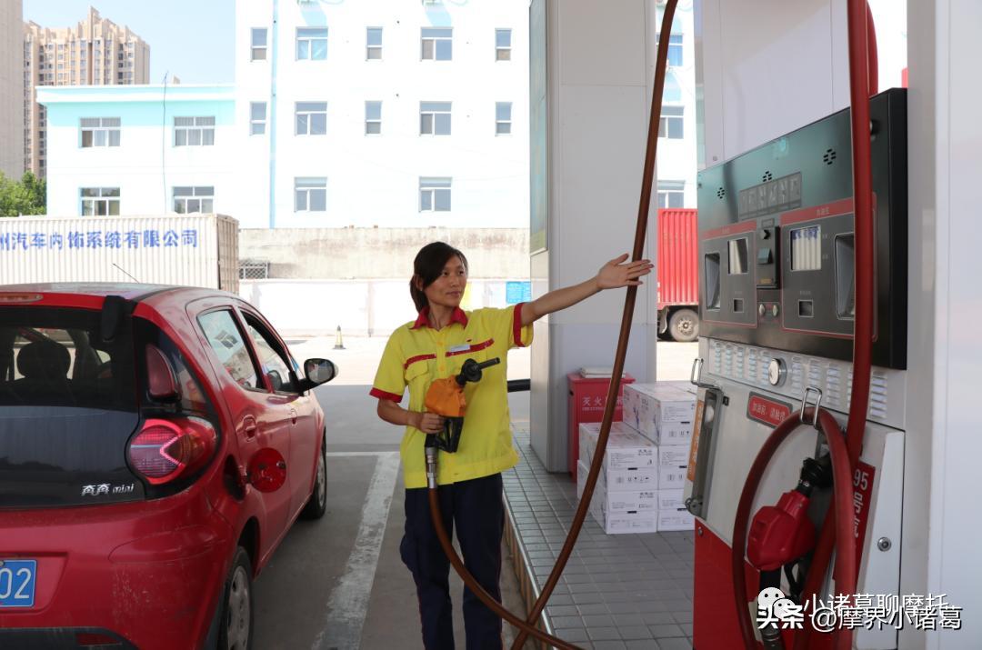 中国石油和中国石化哪个油品更好,中国石化与中国石油油品区别