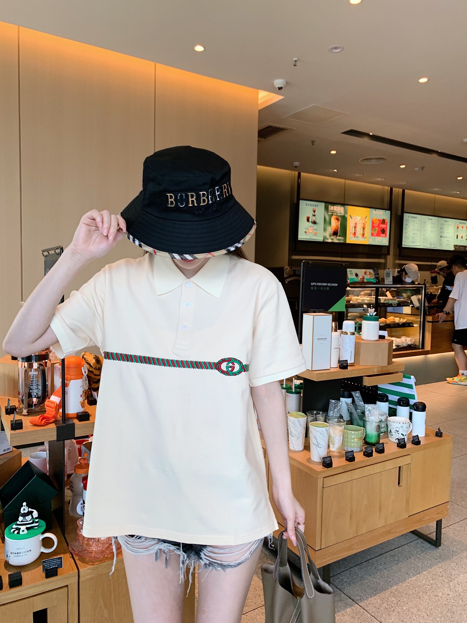 gucci腰带印花短袖 (gucci布贴刺绣提花字母短袖t恤)