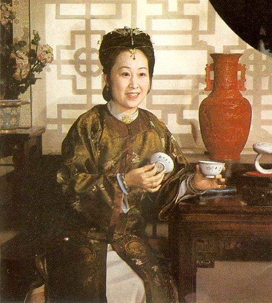 红楼梦人物姓名的暗示和隐喻最全,红楼梦时间线索及人物年龄梳理