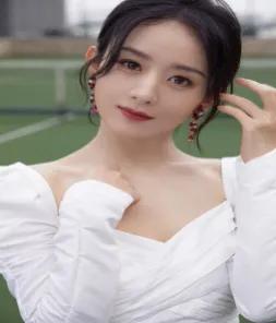 在阅读此文时辛苦宝子们点个小小的关注