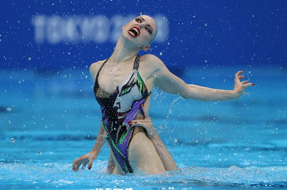 赛场上搞笑的瞬间救人,职业赛场上的十大爆笑场面